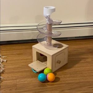 Lovevery Ball Run with 3 Balls